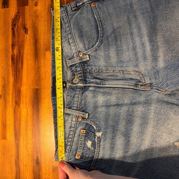 New Lucky Brand Size 6 90s fit Boyfriend Mid Rise Flare Distressed Jeans - Picture 15 of 16
